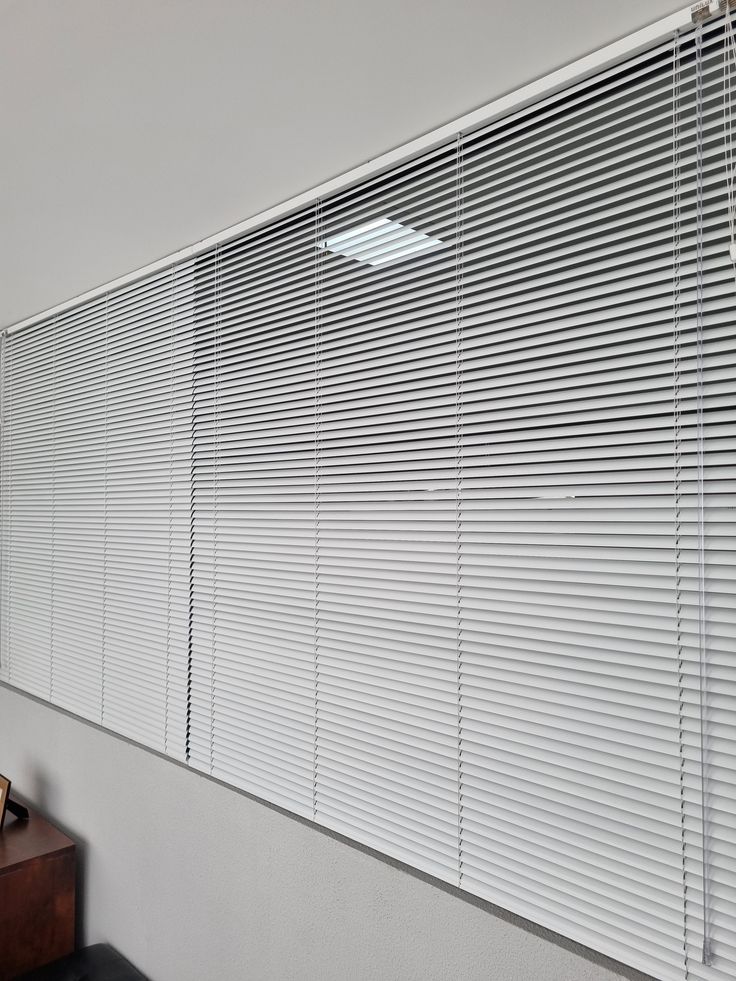 ستائر معدنية 